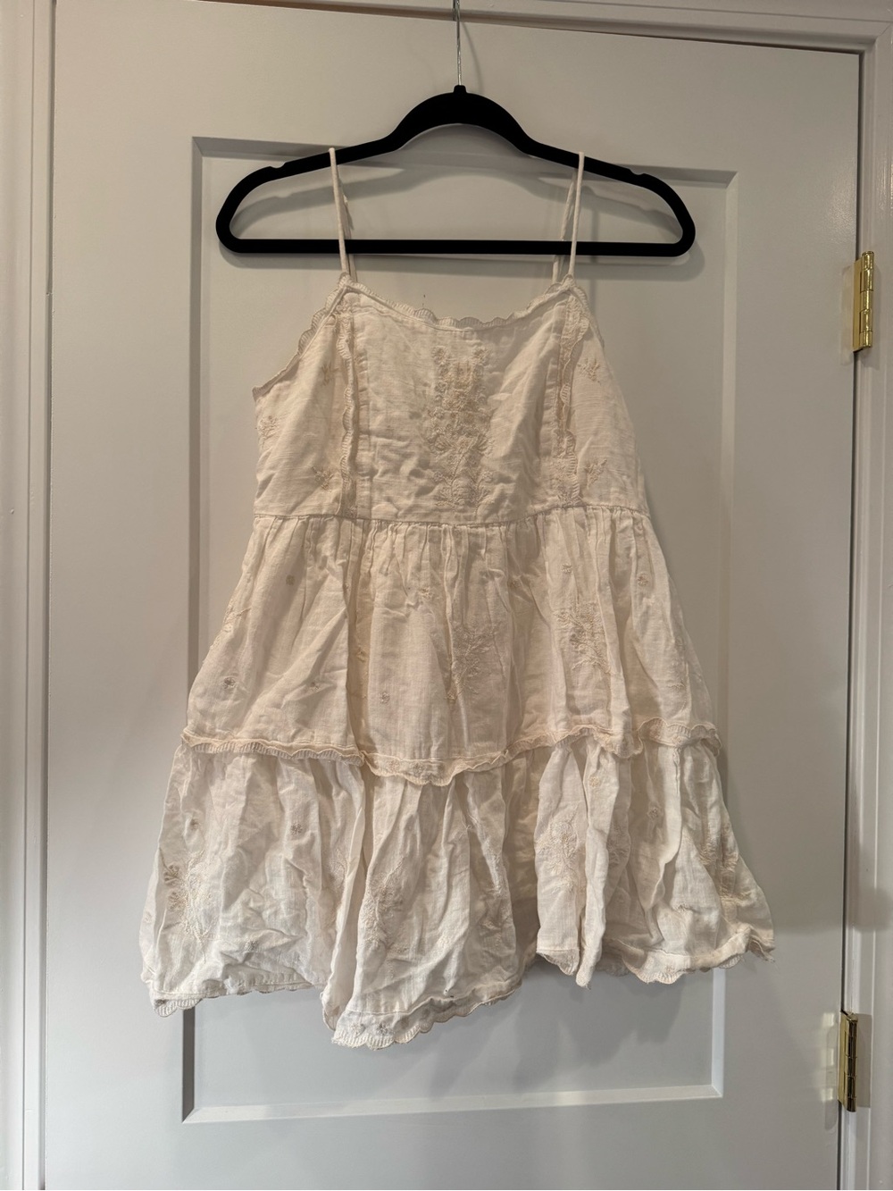 💟URBAN OUTFITTERS LIGHTWEIGHT TIERED MINI DRESS💟
